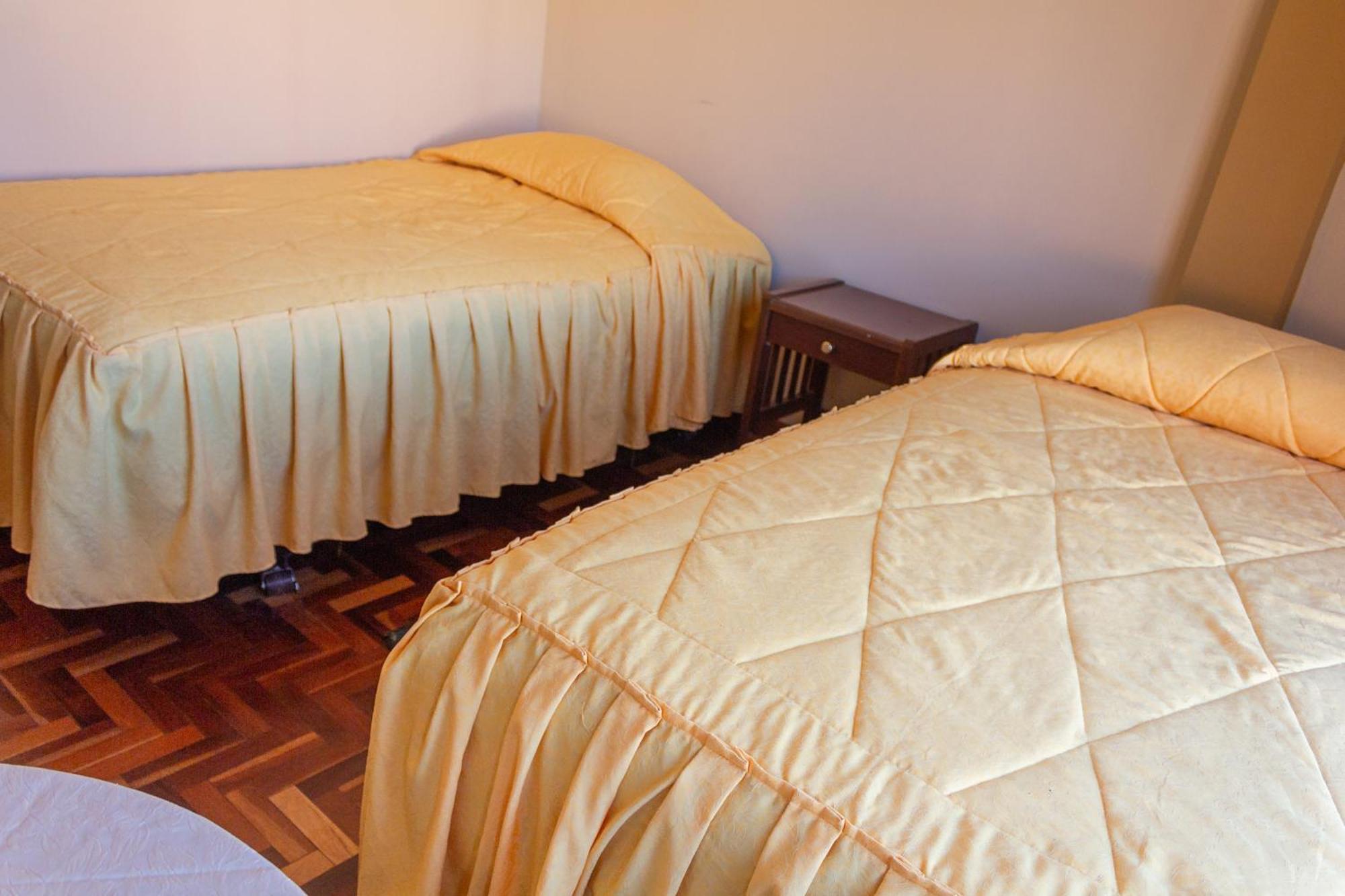 Hostal Sonia Copacabana  Zewnętrze zdjęcie