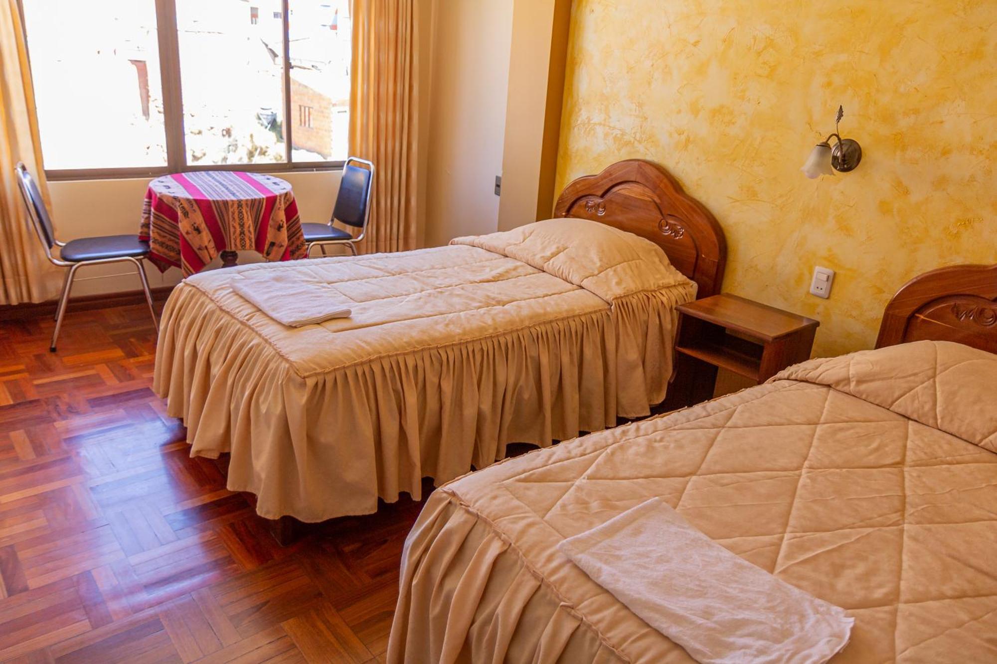 Hostal Sonia Copacabana  Zewnętrze zdjęcie