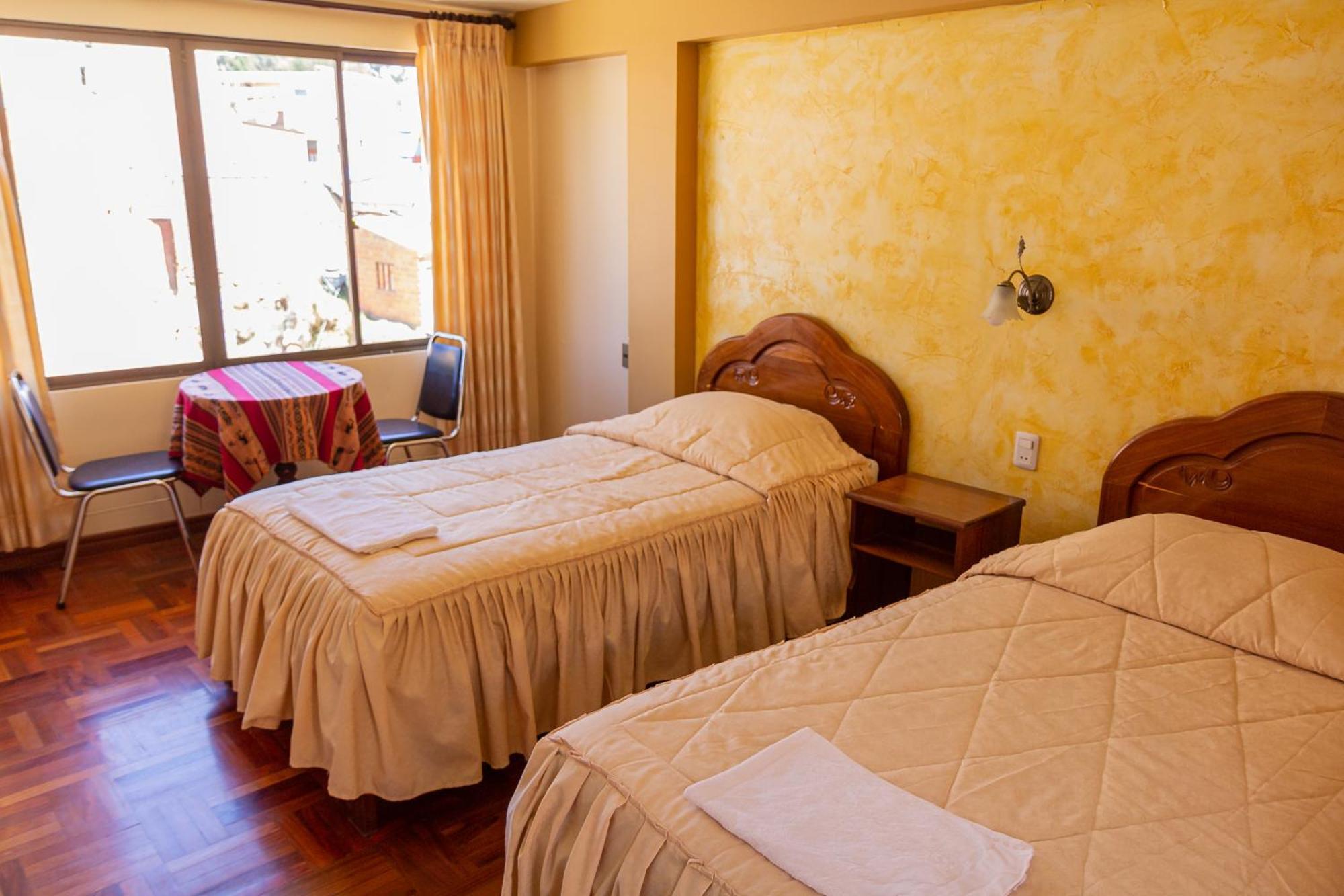 Hostal Sonia Copacabana  Zewnętrze zdjęcie